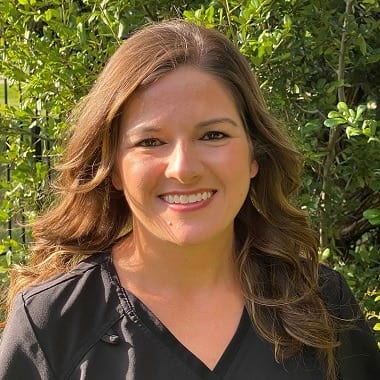 Jennifer from the Broberg Family Dental team