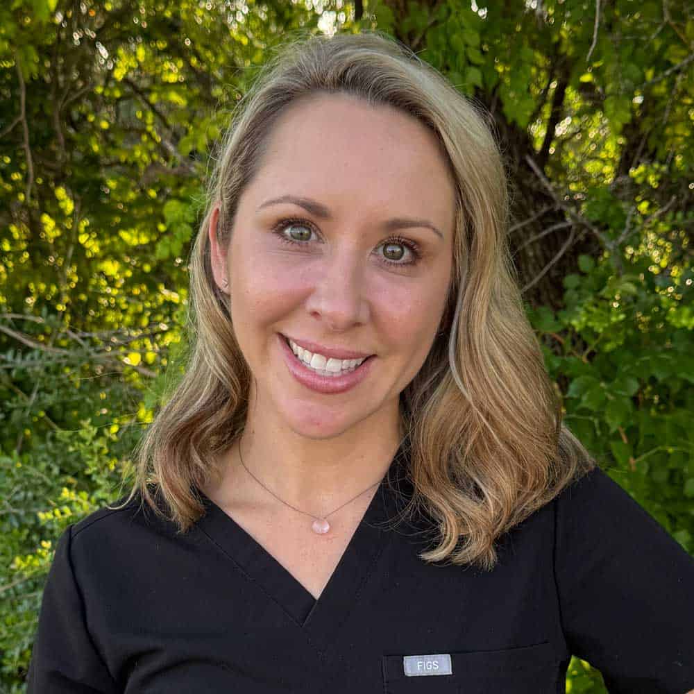 Laurin from the Broberg Family Dental team